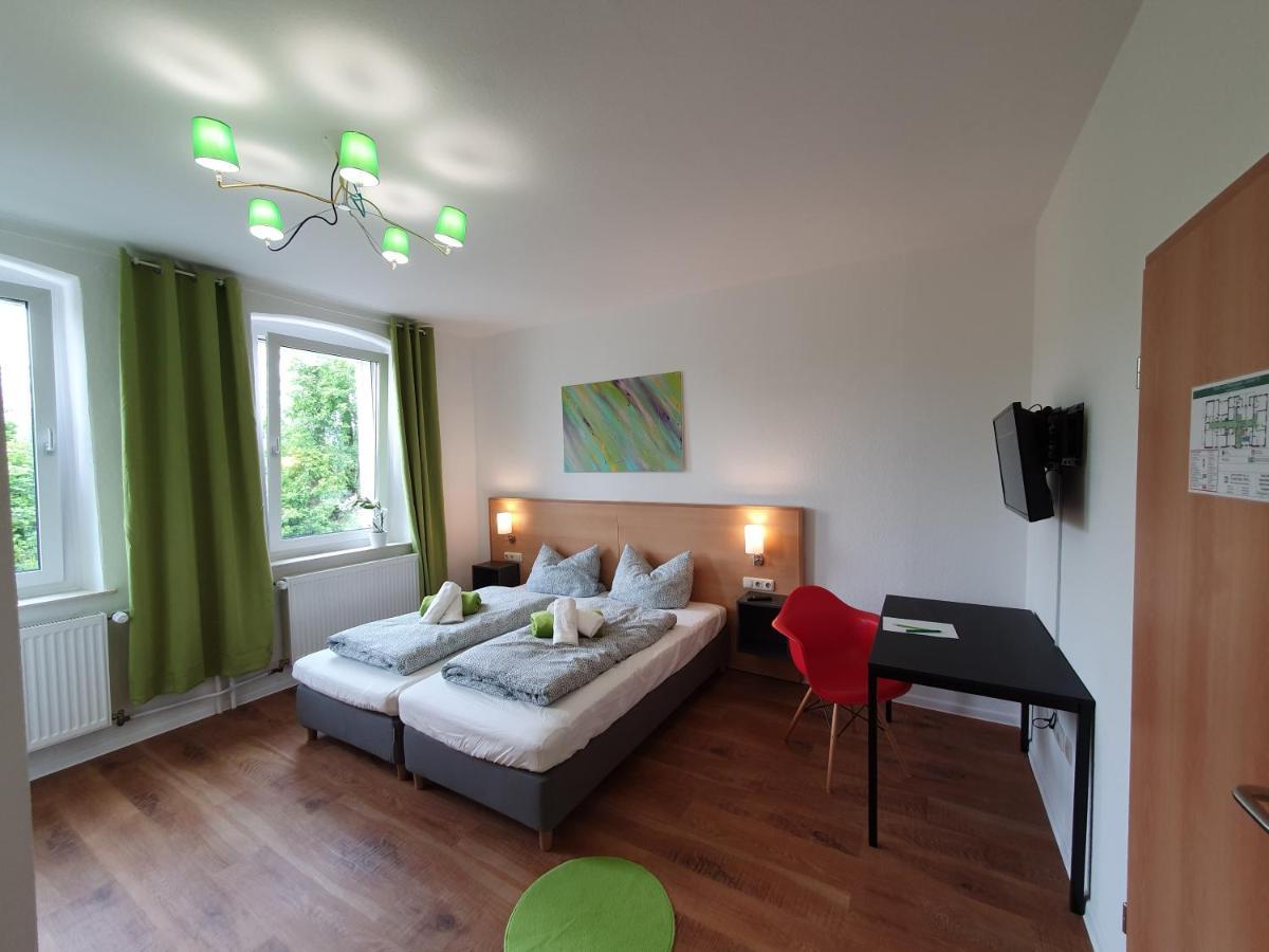 הופביבר Garni Hotel Biebertal Am Milseburgradweg מראה חיצוני תמונה