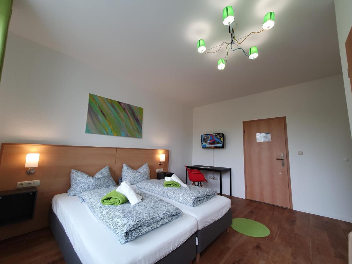 הופביבר Garni Hotel Biebertal Am Milseburgradweg מראה חיצוני תמונה